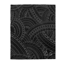 Load image into Gallery viewer, Tribal Velveteen Plush Blanket (Gray)
