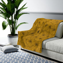 Load image into Gallery viewer, Hibiscus Velveteen Plush Blanket (Yellow)