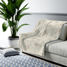 Load image into Gallery viewer, Hibiscus Velveteen Plush Blanket (Off White)