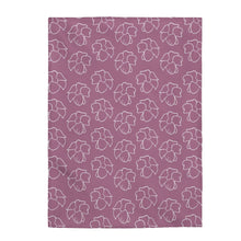 Load image into Gallery viewer, Puakenikeni Velveteen Plush Blanket (Purple)