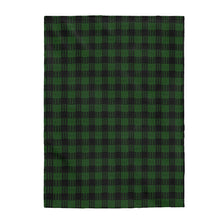 Load image into Gallery viewer, Kanaka Plaid Velveteen Plush Blanket (Green)