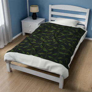 Lei Lā’ī Velveteen Plush Blanket