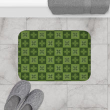 Load image into Gallery viewer, Ulu Quilt Bath Mat (Light Green)

