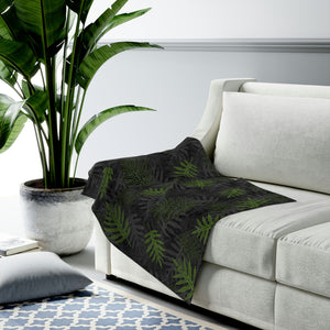 Laua’e Velveteen Plush Blanket (Green)