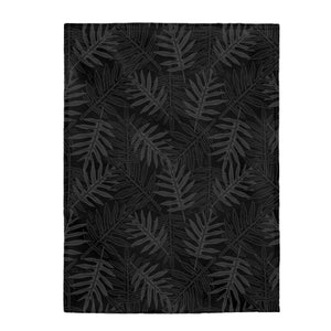 Laua’e Velveteen Plush Blanket (Gray)
