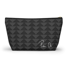Load image into Gallery viewer, ‘Io Script Accessory Pouch w T-bottom (Gray)
