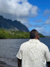 Load image into Gallery viewer, Kalo Aloha Shirt (Green/White)
