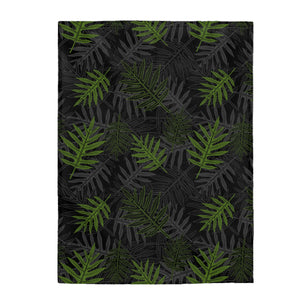 Laua’e Velveteen Plush Blanket (Green)