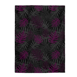 Laua’e Velveteen Plush Blanket (Purple)
