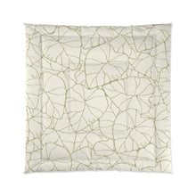 Load image into Gallery viewer, Kalo Comforter (Green/White)
