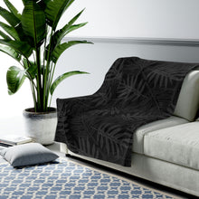Load image into Gallery viewer, Laua’e Velveteen Plush Blanket (Gray)
