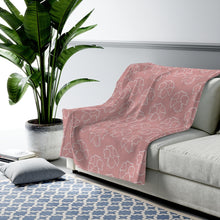 Load image into Gallery viewer, Puakenikeni Velveteen Plush Blanket (Pink)
