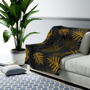 Laua’e Velveteen Plush Blanket (Yellow)