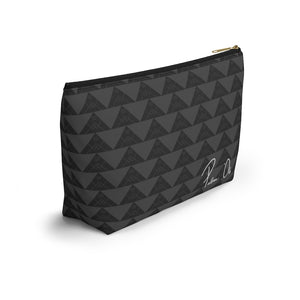‘Io Script Accessory Pouch w T-bottom (Gray)