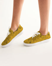 Load image into Gallery viewer, Hibiscus Women&#39;s Lace Up Canvas Shoe (Yellow)
